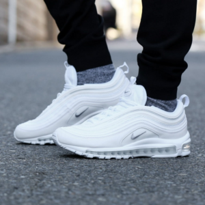 Alternative view of Giày Nike Air Max 97 'Triple White Wolf Grey' 921826-101