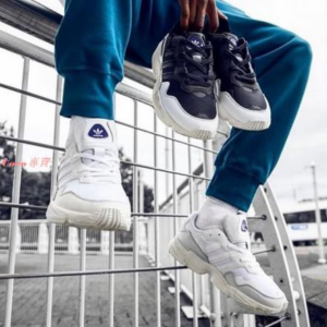 Alternative view of Giày Adidas Yung 96 'Cloud White' F97176