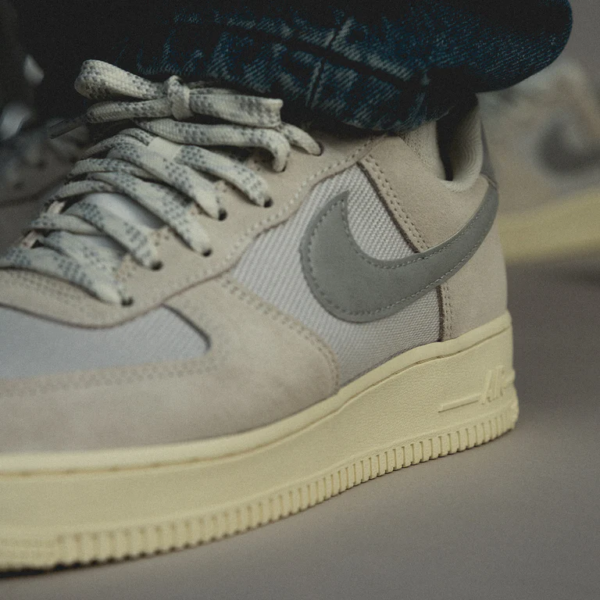 Giày Nike Air Force 1 '07 LV8 Photon Dust and Sail 'Grey' DO9801-100 - Hình ảnh 4