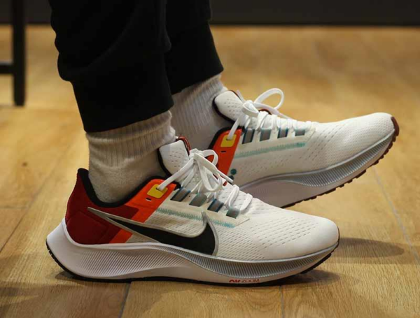 Giày Nike Air Zoom Pegasus 38 Sail Gym Red Dune Red DQ4499-101 - Hình ảnh 5