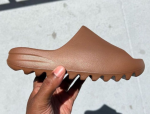 Dep Adidas Yeezy Slide 'Flax' FZ5896