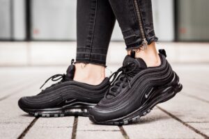 Alternative view of Giày Nike Air Max 97 'Triple Black' BQ4567-001