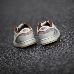 Giay Nike Dunk Low 'Year Of The Rabbit' FD4203-211