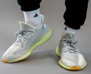Alternative view of Giày Adidas Yeezy Boost 350 V2 'Yeshaya Reflective' FX4349