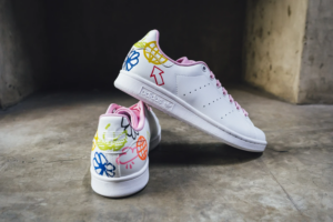 Giay Adidas Wmns Stan Smith 'Doodle White Pink' FX5680