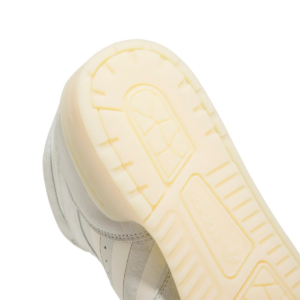 Giay Adidas Original Rivalry Low 'Off White' FZ6324