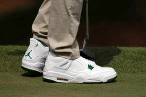 Alternative view of Giày Golf Nike Air Jordan 4 Golf 'Masters Tournament' CZ2439-100