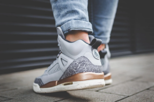 Alternative view of Giày Nike Jordan Spizike GS 'Wolf Grey' 535712-018