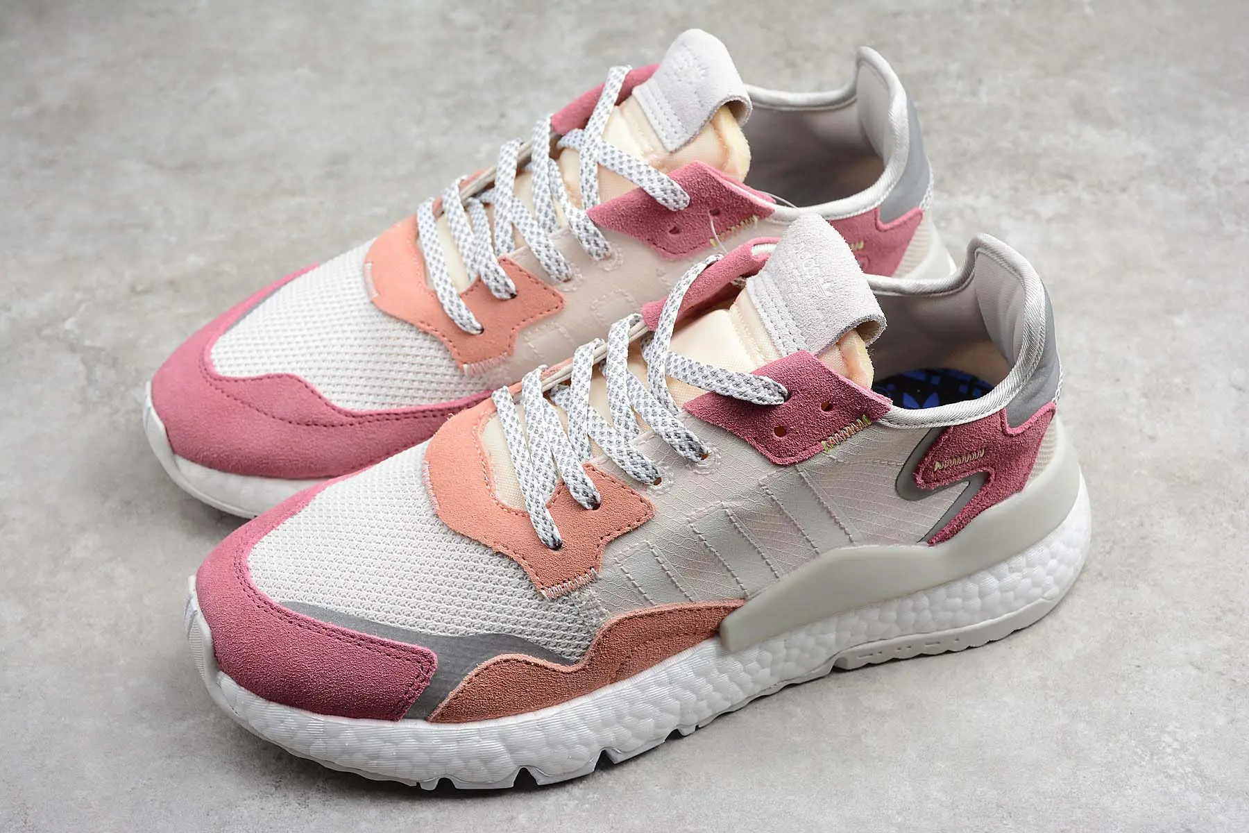 Gi y Adidas Wmns Nite Jogger Trace Pink DA8666