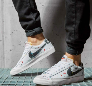 Alternative view of Giày Nike Blazer Low '77 'Paint Splatter' DJ1517-100