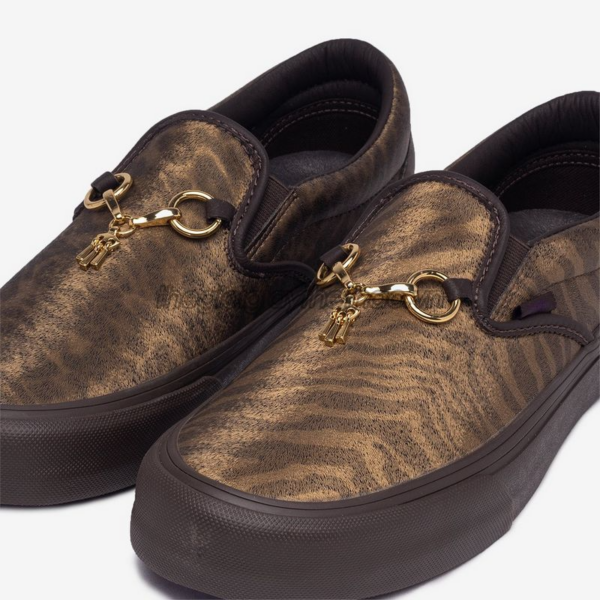 Giày Vans Needles x Vault Classic Slip On V 'Animal Print Brown' VN0A3QXY2GU - Hình ảnh 2