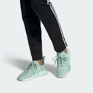 Alternative view of Giày Adidas Wmns NMD_R1 'Dash Green' EF4275