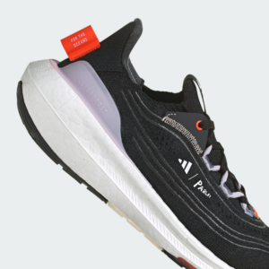 Giay Adidas Ultraboost Light 'Black White' GY9358