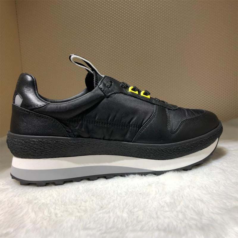 Giày 19SS Givenchy TR3 Runner 'Black' BH0019H06Y-001