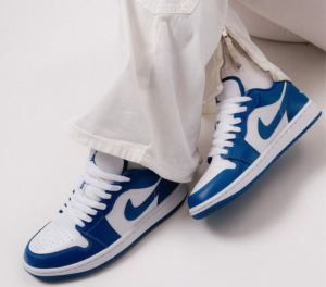 Giay Nike Air Jordan 1 Low 'White Dark Marina Blue' DC0774-114