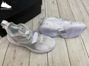 Alternative view of Giày Nike Jordan Why Not Zer0.3 GS 'Triple White' CD5804-103