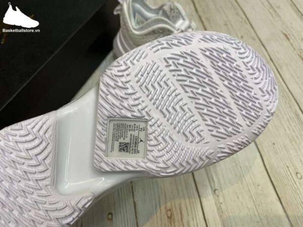 Giày Nike Jordan Why Not Zer0.3 GS 'Triple White' CD5804-103 - Hình ảnh 4