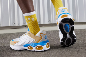 Giay Nike Air Max TW 'Frank Rudy' DV1232-100