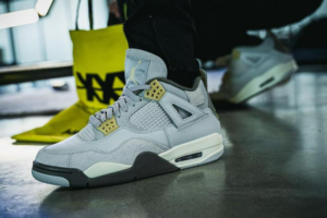 Giay Nike Air Jordan 4 Retro SE 'Craft' DV3742-021