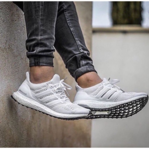 Giay Adidas UltraBoost 4.0 Triple White BB6308 Authentic Shoes