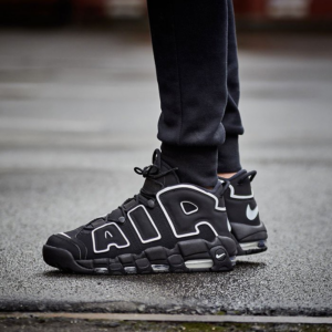 Alternative view of Giày Nike Air More Uptempo 'Black White' 2020 414962-002