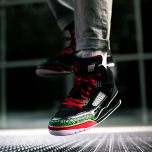 Alternative view of Giày Nike Air Jordan Spizike GS 'Black Varsity Red' 2017 317321-026