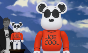 Alternative view of Mô Hình Bearbrick Snoopy Joe Cool 100% + 400%