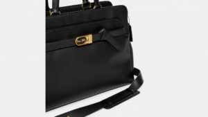 Tui Coach Tate Carryall 38 'Black' C6346-B4