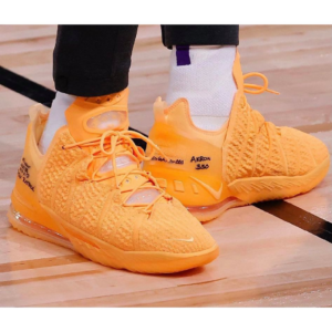 Alternative view of Giày Nike LeBron 18 EP 'Sisterhood' DB7644-801