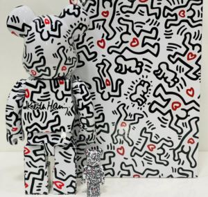 Alternative view of Mô Hình Bearbrick Keith Haring #8