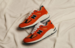 Giay New Balance 990v2 'MiUSA Marigold' M990AI2