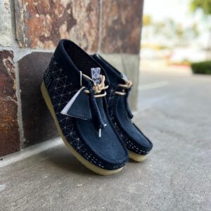 Giay Clarks Wallabee Boot 'Navy Shashiko' 261-69152