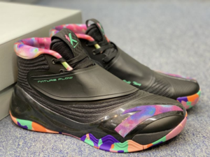 Alternative view of Giày Anta 2020 Winter Klay Thompson KT6 "Black History Month" Mid 112111101-11