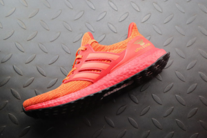 Alternative view of Giày Adidas UltraBoost 4.0 'Red Orange' FW3723