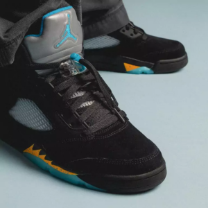 Giay Nike Air Jordan 5 Retro 'Aqua' DD0587-047