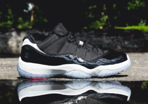 Alternative view of Giày Nike Air Jordan 11 Retro Low 'Infrared 23' 528895-023