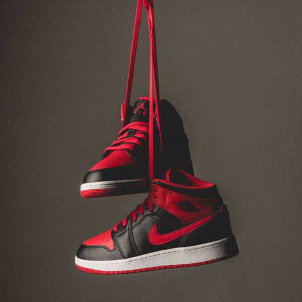 Giày Nike Air Jordan 1 Mid GS 'Alternate Bred' DQ8423-060 - Hình ảnh 2
