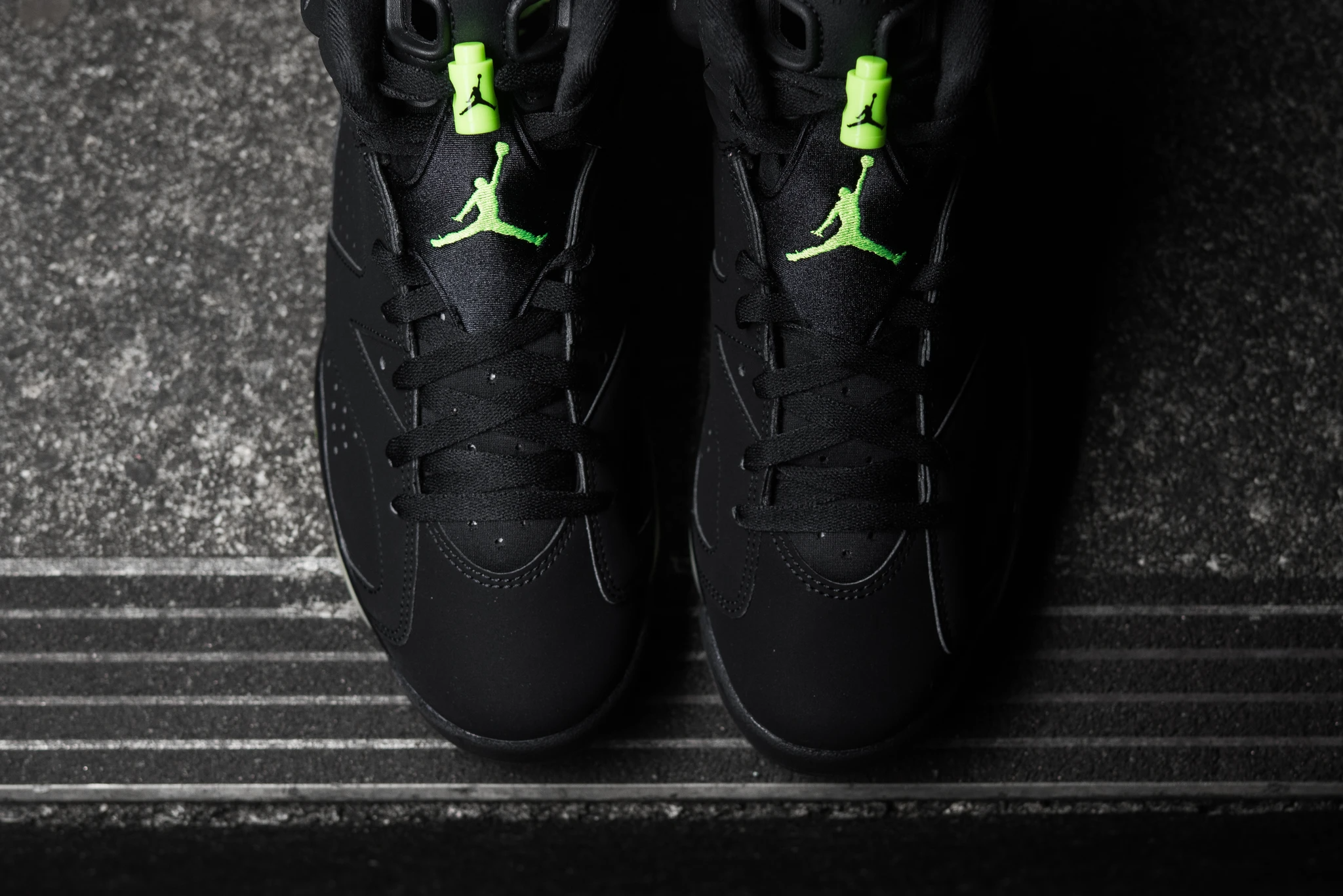 Giày Nike Air Jordan 6 Retro 'Electric Green' CT8529-003 - Ảnh 8