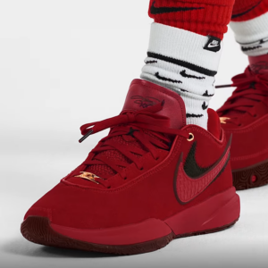 Giay Nike Lebron 20 'Liverpool' DV1190-600