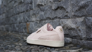 Alternative view of Giày Puma Suede Classic Perforation 365363-04