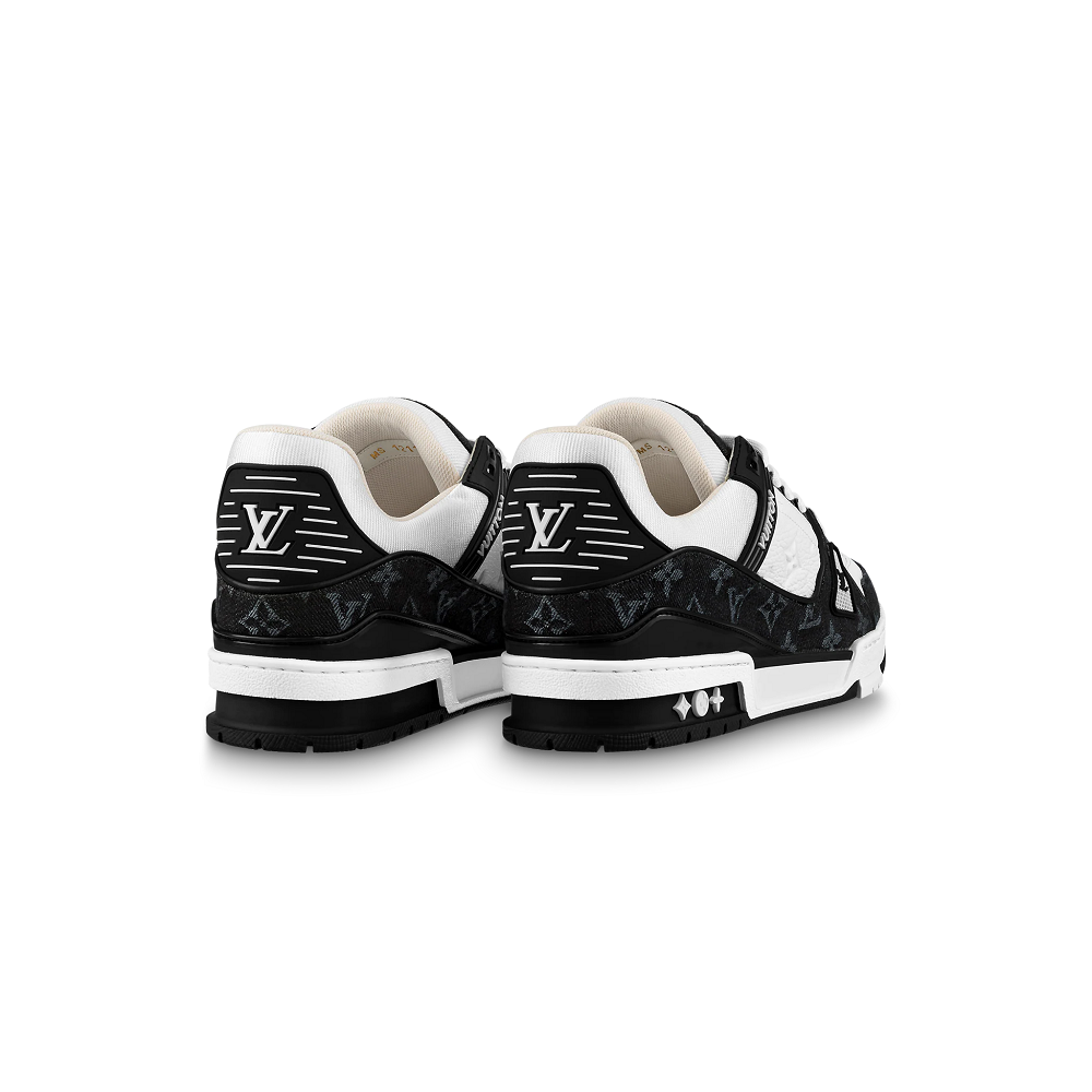 Giày Louis Vuitton Sneaker Trainer đen phối họa tiết cam nổi bật