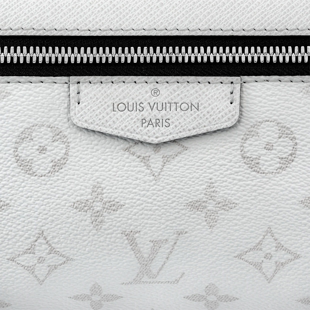 Louis Vuitton Optic White Outdoor Messenger Bag – The Closet