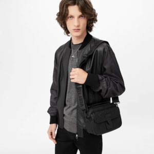 Alternative view of Túi Louis Vuitton S Lock Messenger 'Black' M58489