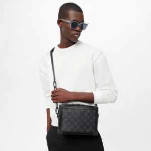 Alternative view of Túi Louis Vuitton Soft Trunk 'Black' M44730