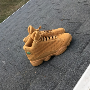 Alternative view of Giày Nike Air Jordan 13 Retro GS 'Wheat' 414574-705