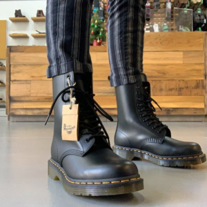 Alternative view of Giày Dr. Martens 1490 Smooth Leather Mid Calf Boot 'Black' 11857001