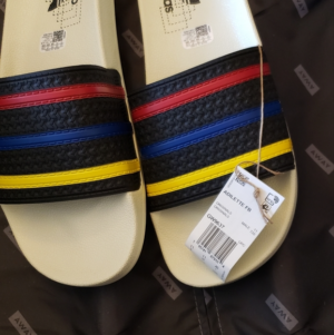 Dep Adidas Adilette 'Black Team Power Red' GW9637