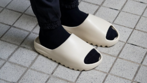 Dep Adidas Yeezy Slide 'Bone' 2022 FZ5897