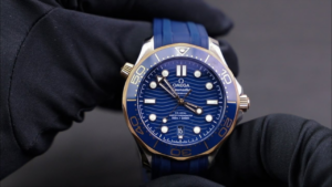 Alternative view of Đồng Hồ Omega Seamaster Diver Automatic 'Blue' 210-22-42-20-03-002