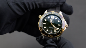 Alternative view of Đồng Hồ Omega Seamaster Automatic 'Black'  210-22-42-20-01-002